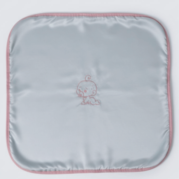 Tapis de jeu en satin